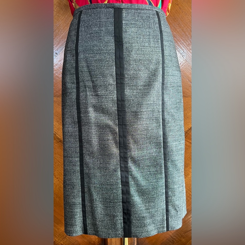 HUGO BOSS π€ SKIRT π€ HOST PICK π€ - Picture 5 of 16